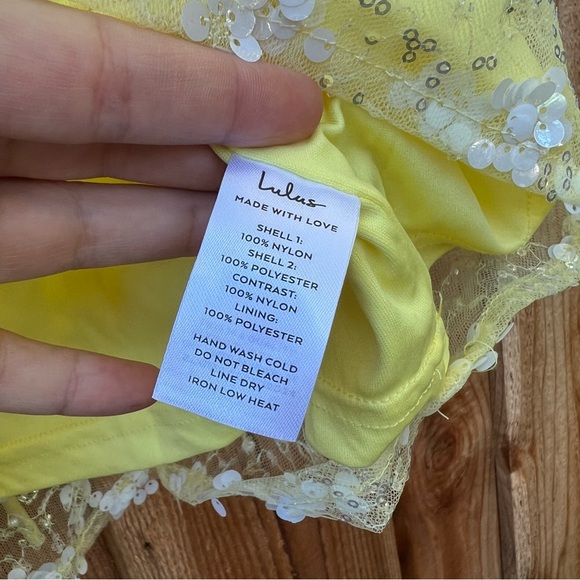 Yellow Sequin Flowers Beaded Bodycon Mini Dress 🌿 - Picture 10 of 11